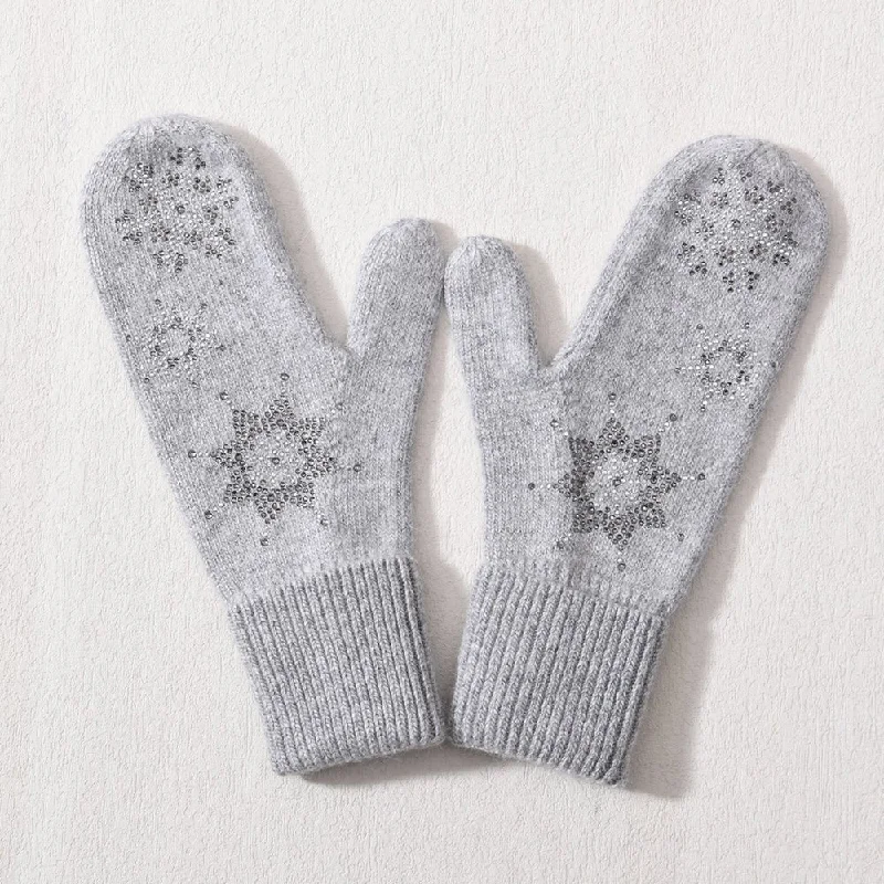 Olivia Snowflake Crystal Mitten