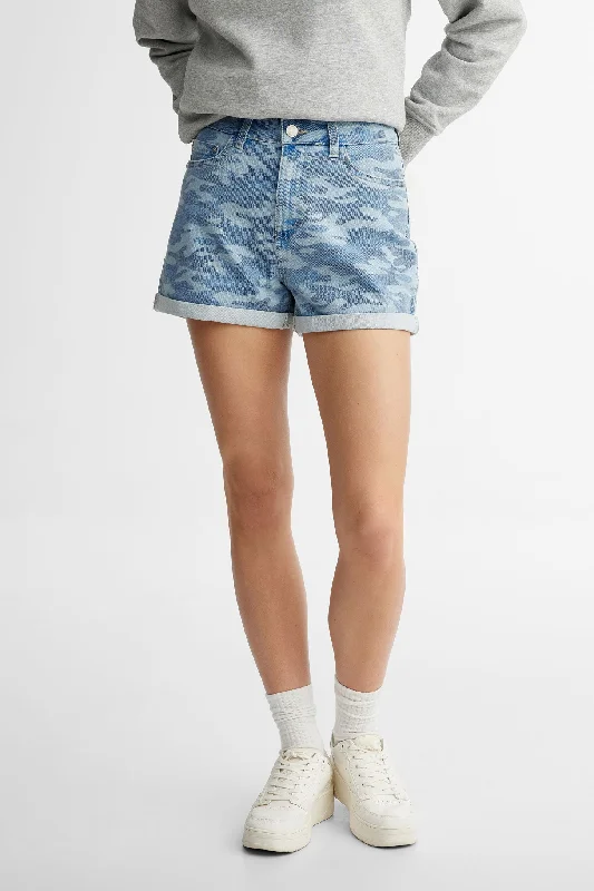 Short taille haute coupe ''Mom'' en jeans camouflage - Femme