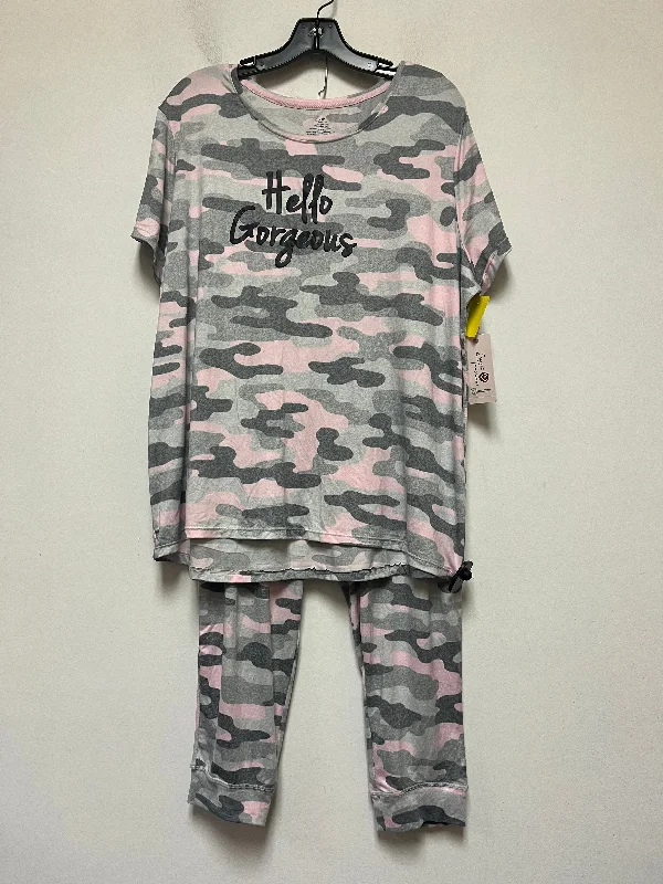 Pajamas 2pc By Secret Treasures In Camouflage Print, Size: Xl